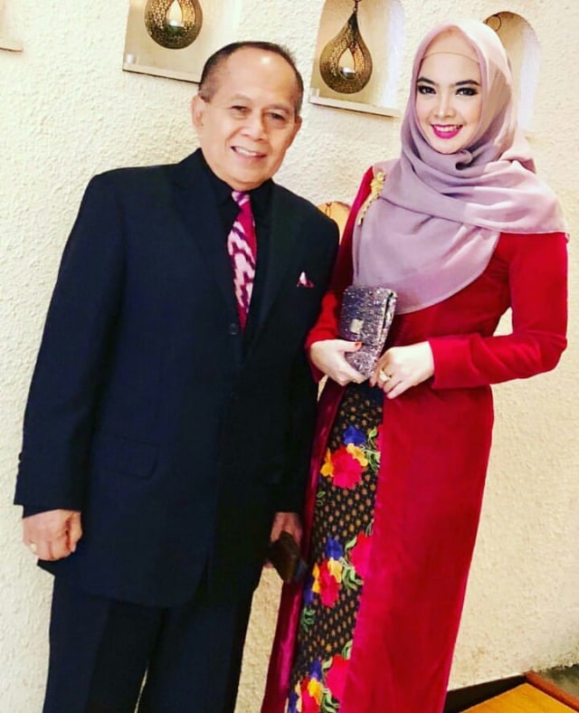 5 Pasang Artis yang Harmonis Meski Beda Usia hingga 20 Tahun Lebih (1)