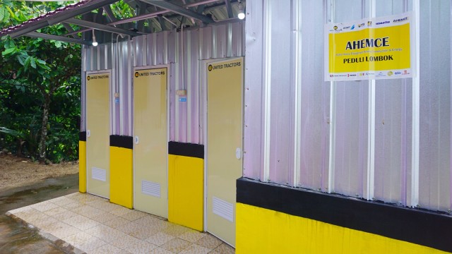 Salah satu MCK yang dibangun United Tractors di Dusun Leong Tengah, Lombok Utara. (Foto: Fachrul Irwinsyah/kumparan)