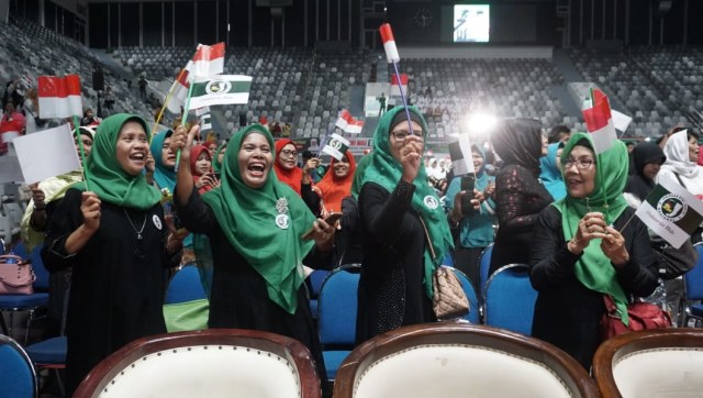Suasana deklarasi JKSN wilayah DKI Jakarta untuk pemenangan Jokowi dan Maruf Amin di Istora Senayan, Jakarta, Rabu (19/12/2018). (Foto: Irfan Adi Saputra/kumparan)