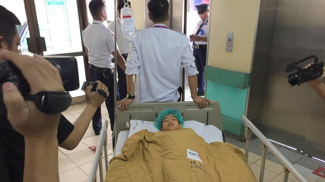 Asep Yaya (9), anak yang tersedak peluit terompet. (Foto: Iqbal Tawakal Lazuardi Siregar/kumparan)