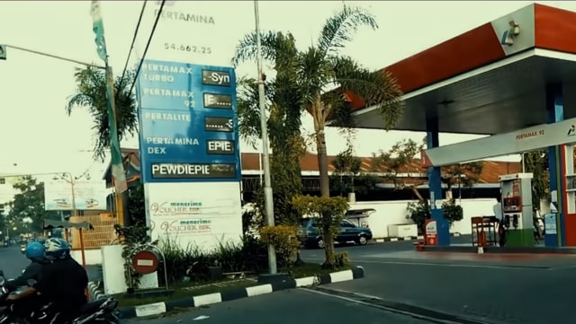 SPBU Pertamina di Tulungagung diretas 'hacker PewDiePie'. (Foto: GearNard/YouTube)