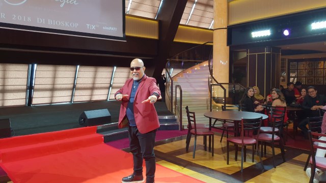 Indro Warkop di gala premier film 'Asal Kau Bahagia' (Foto: Achmad Rafiq/kumparan)