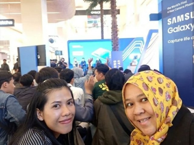SMARTPHONE PERTAMA DENGAN 4 KAMERA BELAKANG MILIK SAMSUNG GALAXY A9 2018 (3)