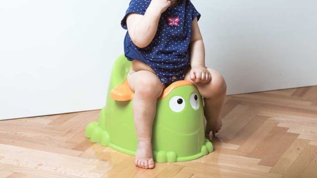 Mengatasi Sembelit pada Anak