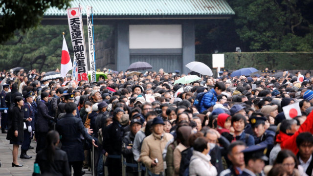 Suasana perayaan ulang tahun Kaisar Jepang Akihito. (Foto: REUTERS/Issei Kato)