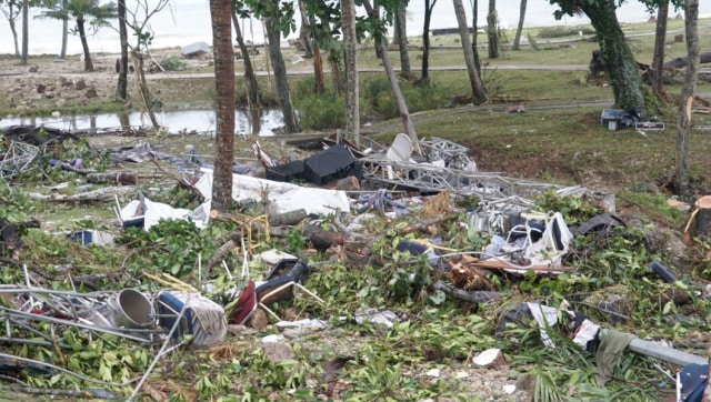 Panggung yang hancur akibat terjangan tsunami. (Foto: Helmi Afandi Abdullah/kumparan)