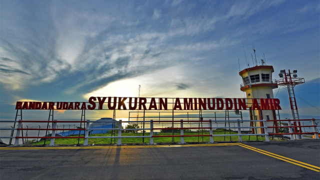 Peresmian Bandara Syukuran Aminuddin Amir di Luwuk, Banggai, Sulteng, Minggu (23/12/2018). (Foto: Agus Suparto - Presidential Palace)