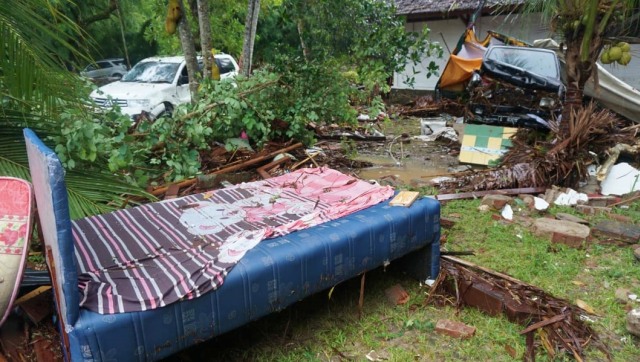 Kondisi Hotel Mutiara Carita usai diterjang tsunami di Selat Sunda. (Foto: Helmi Afandi Abdullah/kumparan)