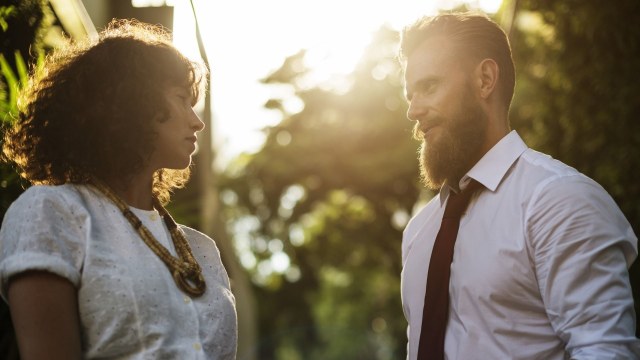 5 Zodiak yang Dikenal Paling Pandai 'Ngeles' (1)