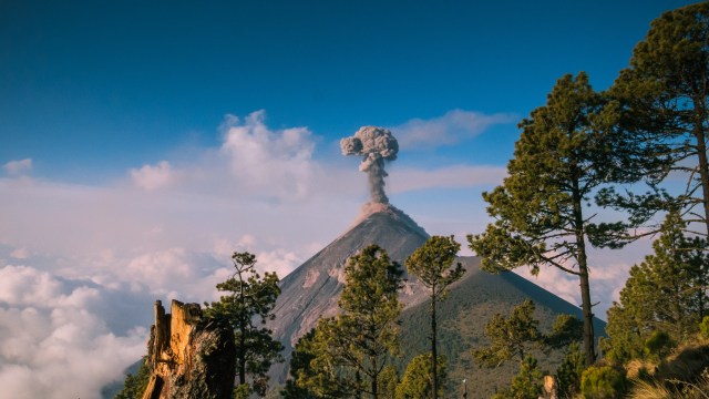 Ilustrasi Gunung Api. Foto: Shutter Stock