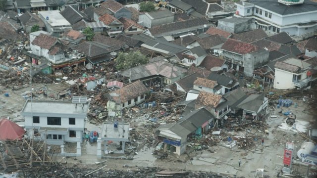 Keadaan di sekitar Panimbang dari pantauan udara. (Foto: Matheus Marsely/kumparan)