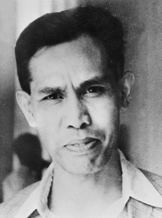 Johannes Leimena, Ketua Umum Partai Kristen Indonesia (Parkindo), Wakil Ketua Dewan Gereja-gereja di Indonesia (DGI―kini PGI), dan salah satu orang kepercayaan Sukarno. (Foto: Dok. Wikimedia Commons via Dutch National Archives, The Hague, Fotocollectie Algemeen Nederlands Persbureau (ANEFO), 1945-1989 )