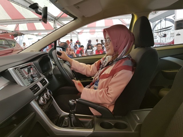 Keseruan Karnaval ala XPANDER Tons of Real Happiness (2)