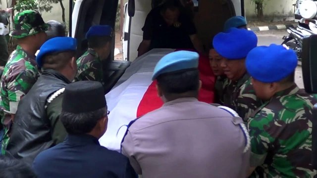 Jenazah Letkol Dono dibawa dari RS Polri menuju rumah duka. (Foto:  Dok. Istimewa)