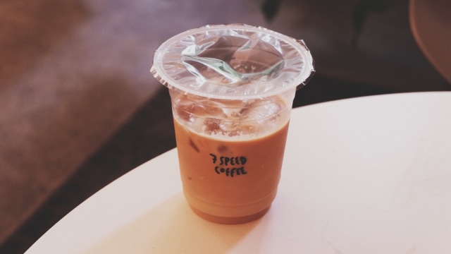 5 Coffee Shop di Jakarta Selatan yang Asyik Buat Nongkrong (11)