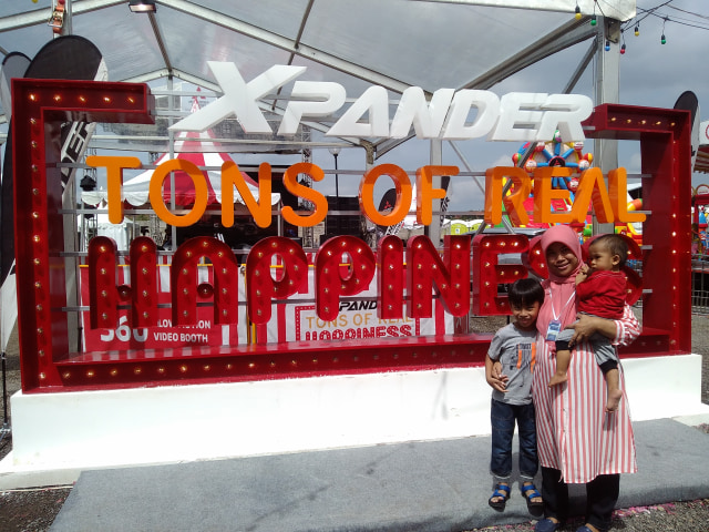 Seru-Seruan Bersama Keluarga Di Xpander Tons of Real Happiness Bandung