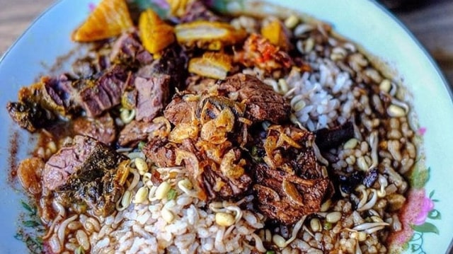 nasi rawon (Foto: Instagram: @youcan.doeat)