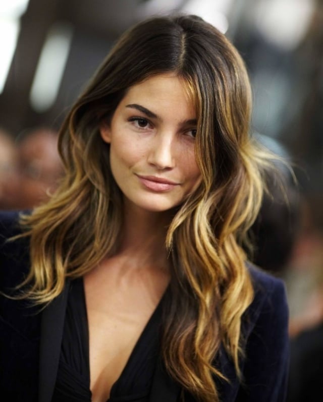 5 Warna Rambut Ini Siap Bikin Penampilanmu Jadi Lebih Muda (1)
