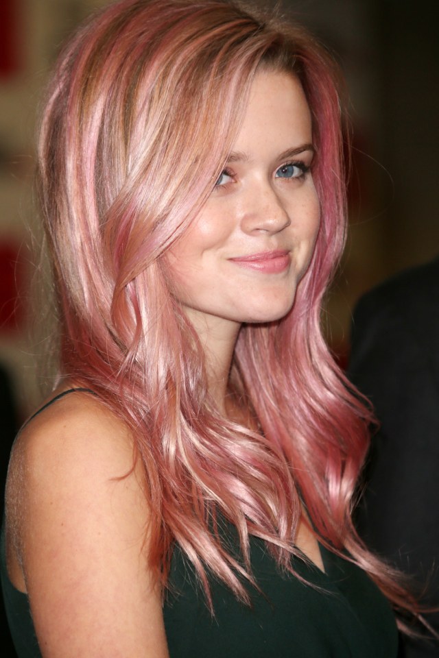 5 Warna Rambut Ini Siap Bikin Penampilanmu Jadi Lebih Muda (4)
