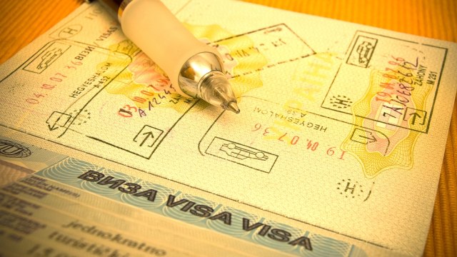 Ilustrasi visa Ukraina (Foto: Shutter Stock)