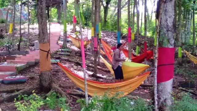 Suasana di lokasi wisata Goa Kreo, Gunungpati, Semarang, Jateng. (Foto: Afiati Tsalitsati/kumparan)
