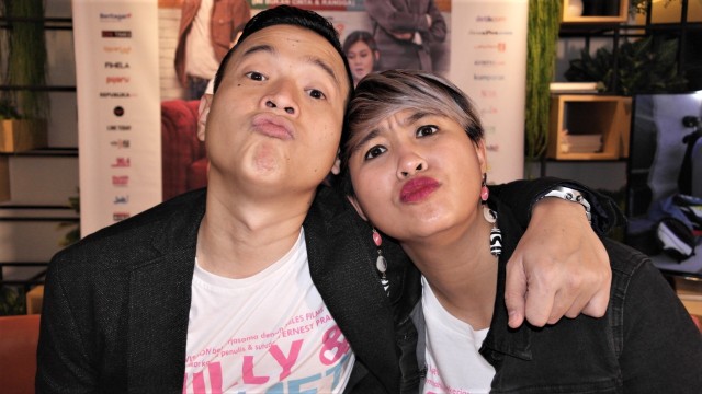 Ernest Prakasa dan istrinya Meira. (Foto: Munady)