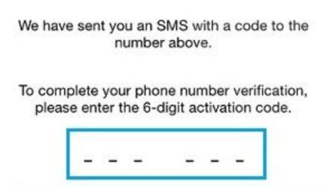 SMS OTP One Time Password aktivasi pengalihan nomor telepon dikirimkan ke telepon lama (Foto: Alfons Tanujaya)