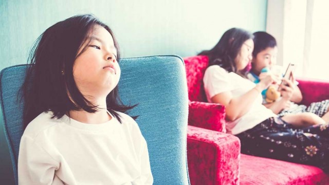 Bagaimana Menghadapi Adik yang Cemburu pada Kakaknya?