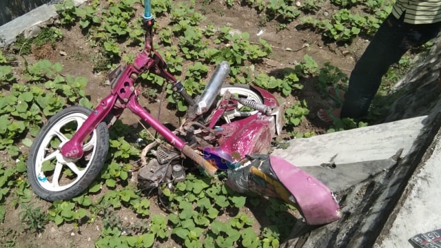 Motor Warga Sumberrejo Bojonegoro Diserempet Kereta Api di Perlintasan Tanpa Palang Pintu (1)