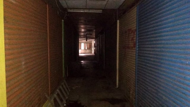 Kondisi Pasar Tunjungan Surabaya  (Foto: Nuryatin Phaksy Sukowati/kumparan)