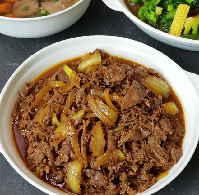 Beef teriyaki (Foto: Instagram @kinshasafoodndrink)