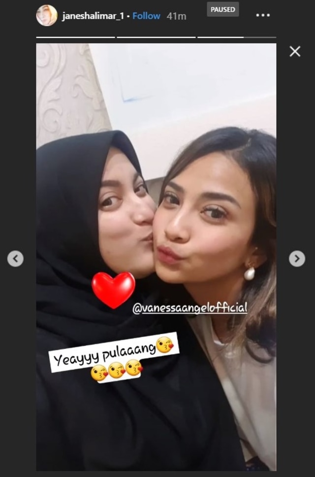 Instagram story Jane Shalimar bersama Vanessa Angel. (Foto: Instagram/@janeshalimar_1)