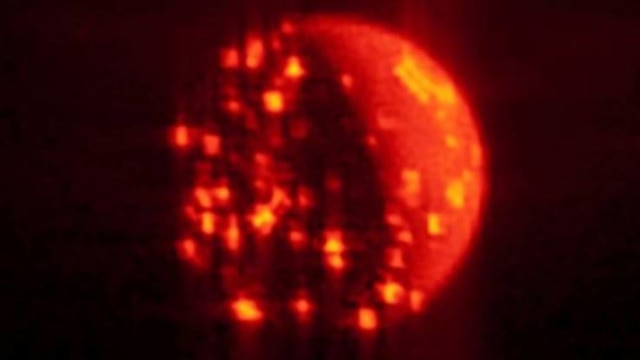 Gambar permukaan Io, bulan Jupiter (Foto: NASA/JPL-Caltech/SwRI/INAF)