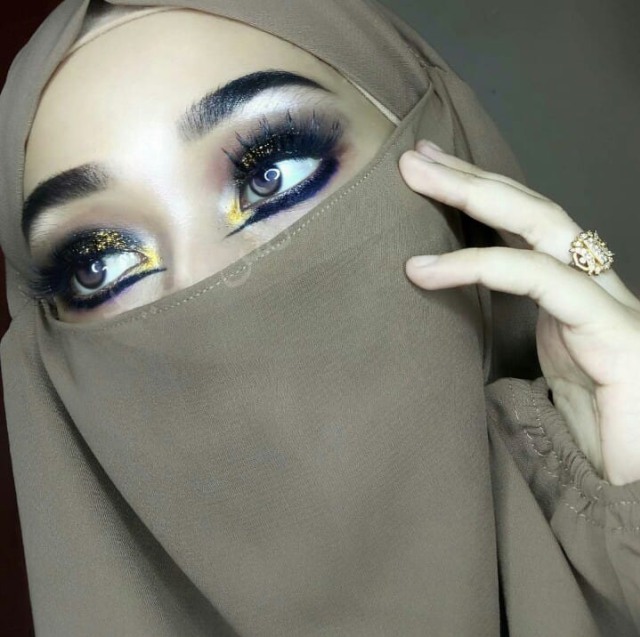 7 Potret Tasya Sayeed, Beauty Influencer yang Kini Bercadar (7)