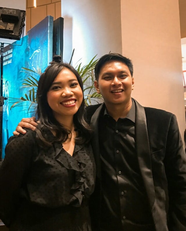 Intip 7 Momen Mesra Mumuk Gomez dengan Kekasih (3)