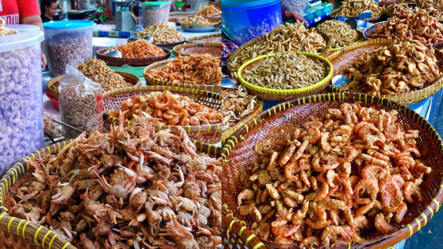 Pasar Ikan Pangandaran. (Foto: instagram/@pritha_pitha, instagram/@riansiayu)
