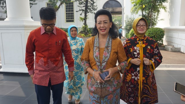 Gusti Kanjeng Ratu Hemas dan Anggota DPD RI di Istana Presiden. Foto: Yudhistira Amran Saleh/kumparan