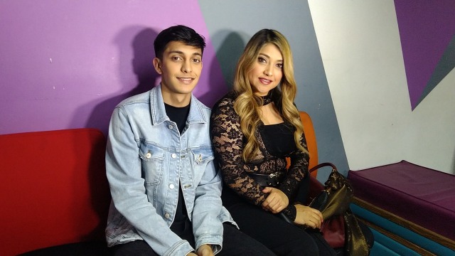 Sarah Azhari (kanan) dan anaknya, Albany Ray (kiri). (Foto: Maria Gabrielle Putrinda/kumparan.)