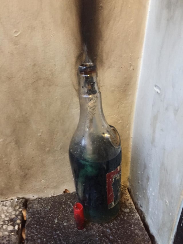 Molotov yang berada di rumah Laode M Syarif. (Foto: Dok. Istimewa)
