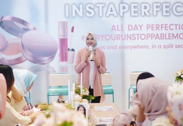 Elsa Maharani, PR Manager Wardah Cosmetics. (Foto: @elsamaharani2/ Instagram)