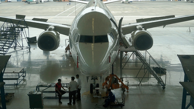 Hanggar pesawat GMF Aeroasia. Foto: Jamal Ramadhan/kumparan