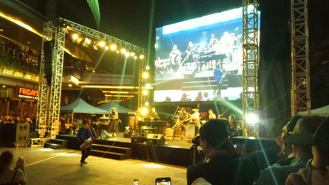 Sejumlah artis ikut terlibat dalam Tribute untuk Dian Pramana Poetra (Foto: Aria Pradana/kumparan)