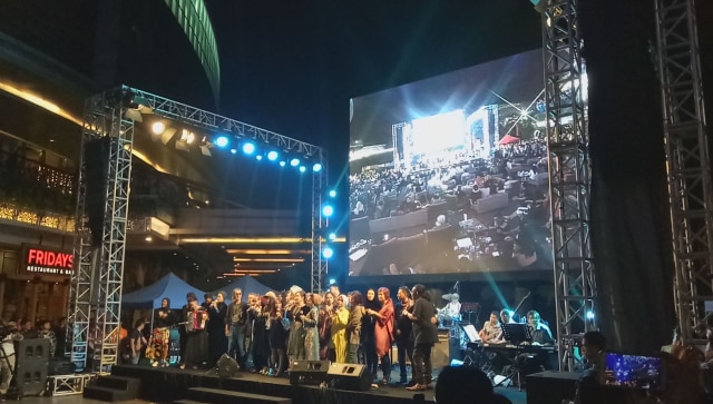 Sejumlah artis ikut terlibat dalam Tribute untuk Dian Pramana Poetra (Foto: Aria Pradana/kumparan)