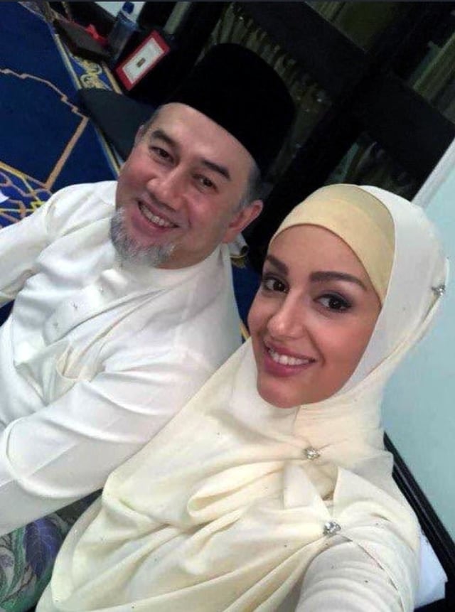 Ayah Miss Moscow Kagumi Sosok Sultan Muhammad V Kelantan Malaysia (3)