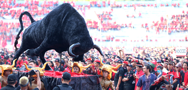 PDI Perjuangan saat apel siaga Solo, Jawa Tengah. (Sumber: pdiperjuangan.id)