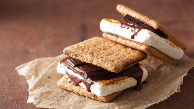 Ilustrasi S'more (Foto: Shutterstock/Olga Miltsova)