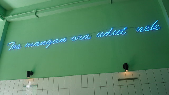 Suasana Rumah Makan Wahteg dikawasan Grogol, Jakarta Barat. (Foto: Iqbal Firdaus/kumparan)