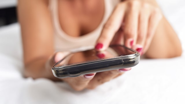 Ilustrasi prostitusi online (Foto: Shutterstock)