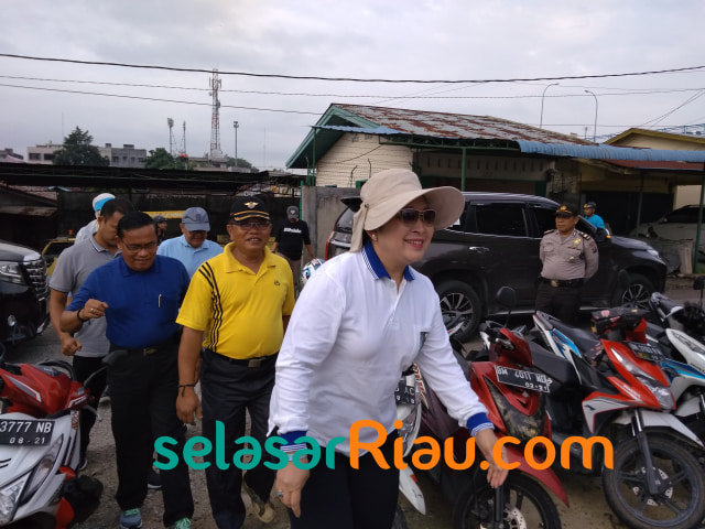 Titiek Soeharto Kaget di Riau Ada Kisah Andini Besarkan Dua Adiknya