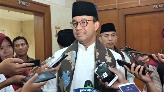 Gubernur DKI Jakarta, Anies Baswedan saat di Balai Kota. Foto: Moh Fajri/kumparan